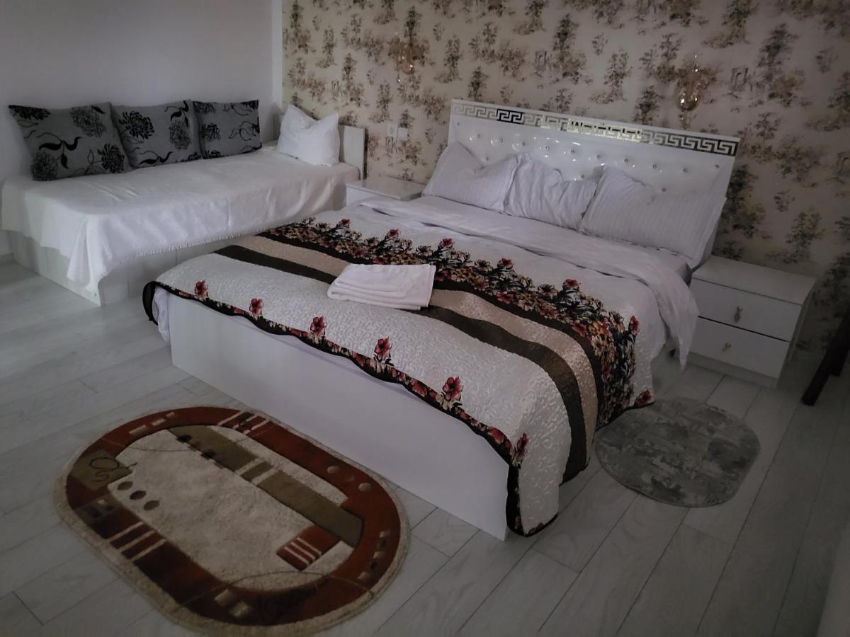Apartament Cu Terasa Si Gratar Διαμέρισμα Σάτου Μάρε Εξωτερικό φωτογραφία